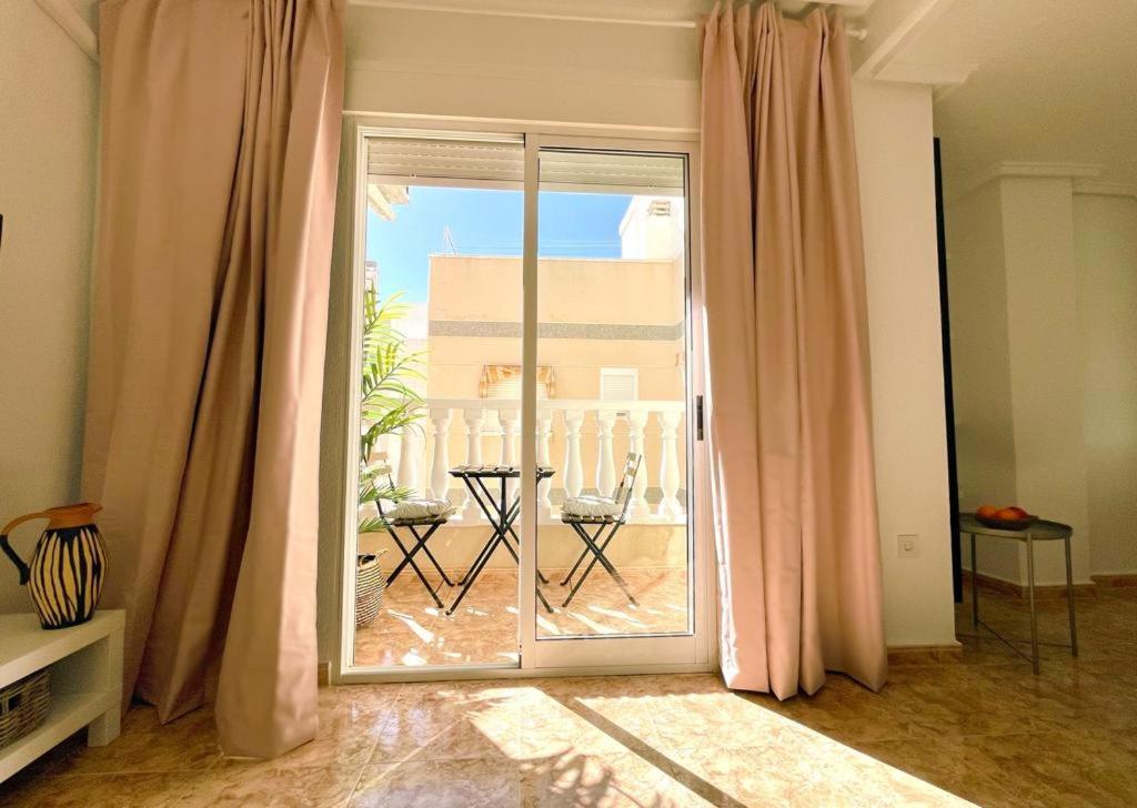 Apartamento Azzurro Leilighet Torrevieja Eksteriør bilde